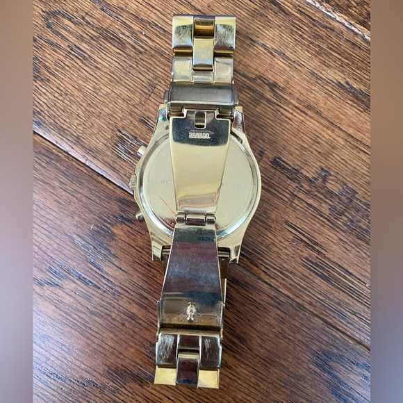 Marc by Marc Jacobs Gold Watch, Womens - Picture 2 of 4
